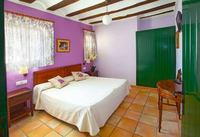 ファミリールーム, Rural Castillo De Biar