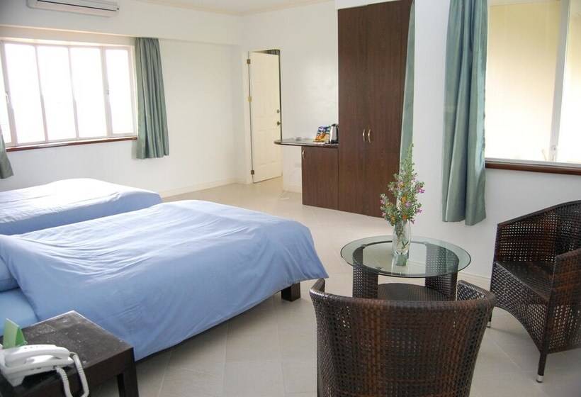 سوییت خانوادگی, Sherwood Bay Resort & Aqua Sports