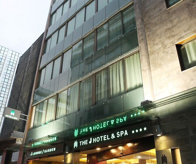 اتاق استاندارد, The J Hotel & Spa