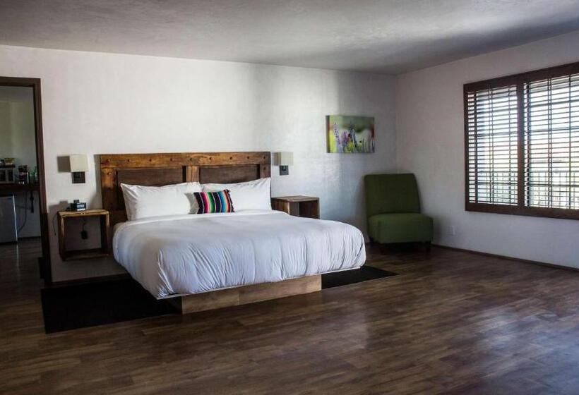 带大床的豪华间, Hacienda De Leal Bw Signature Collection