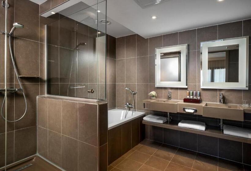 Executive Suite, Novotel Istanbul Bosphorus