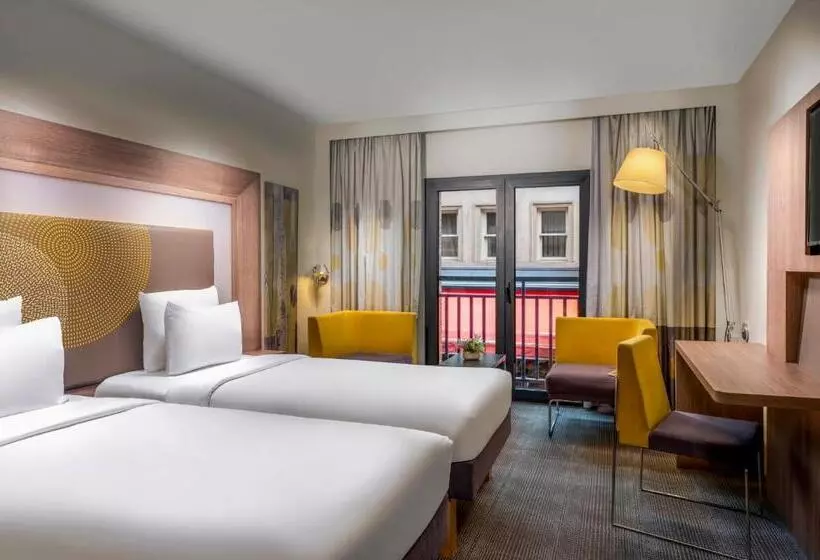 スーペリアールーム, Novotel Istanbul Bosphorus