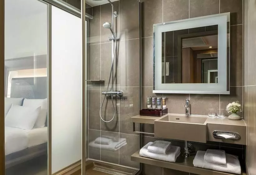 スーペリアールーム, Novotel Istanbul Bosphorus