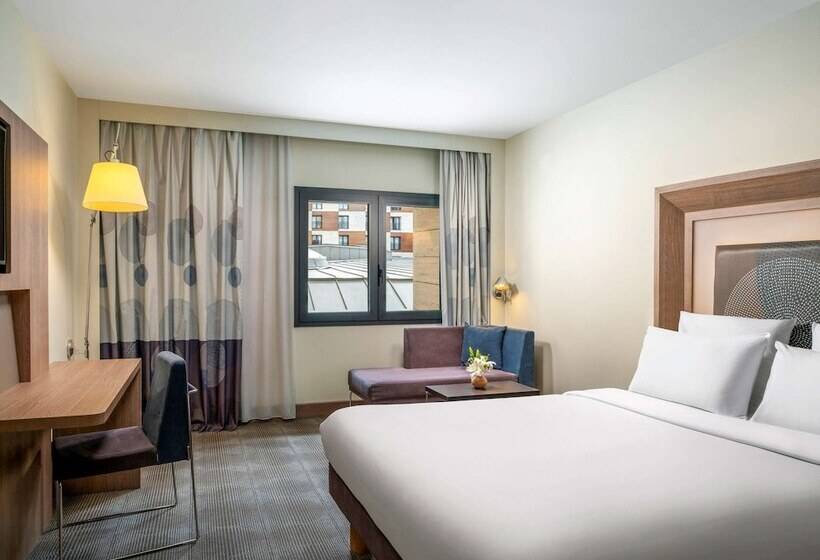 Superior Room, Novotel Istanbul Bosphorus