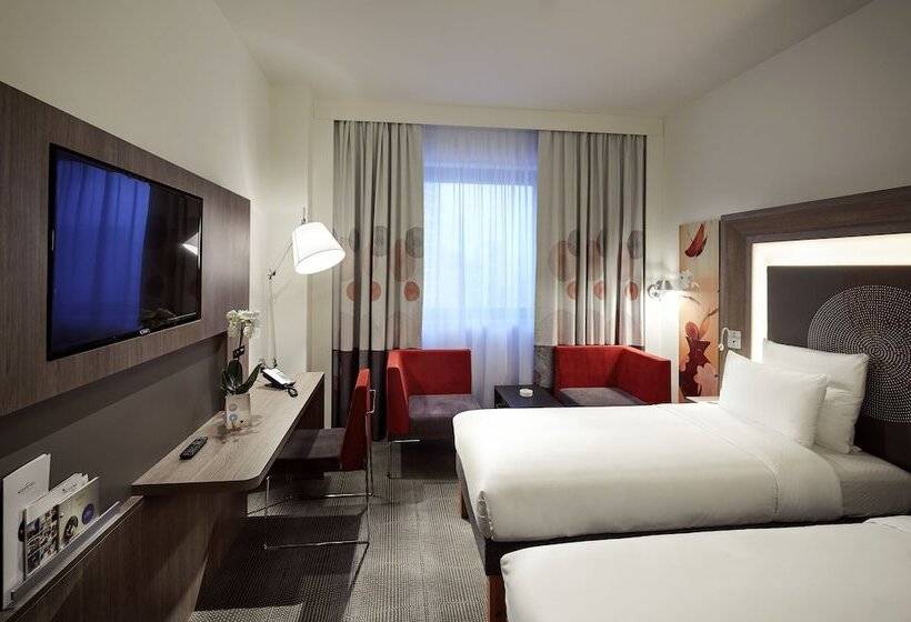 Superior Room, Novotel Istanbul Bosphorus