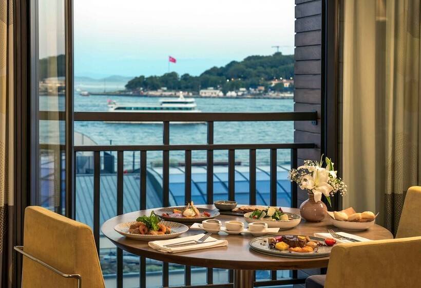 Executive Suite, Novotel Istanbul Bosphorus
