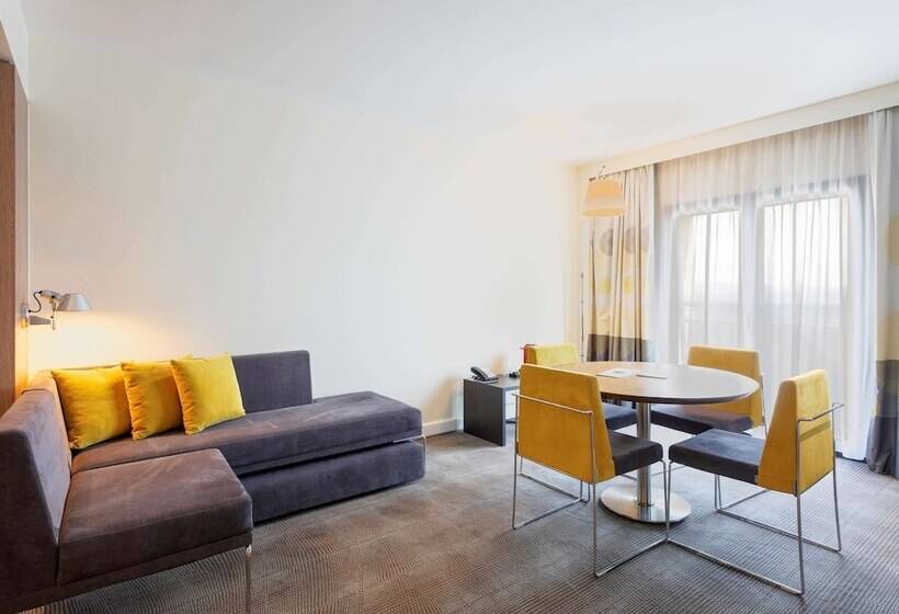 Executive Suite, Novotel Istanbul Bosphorus