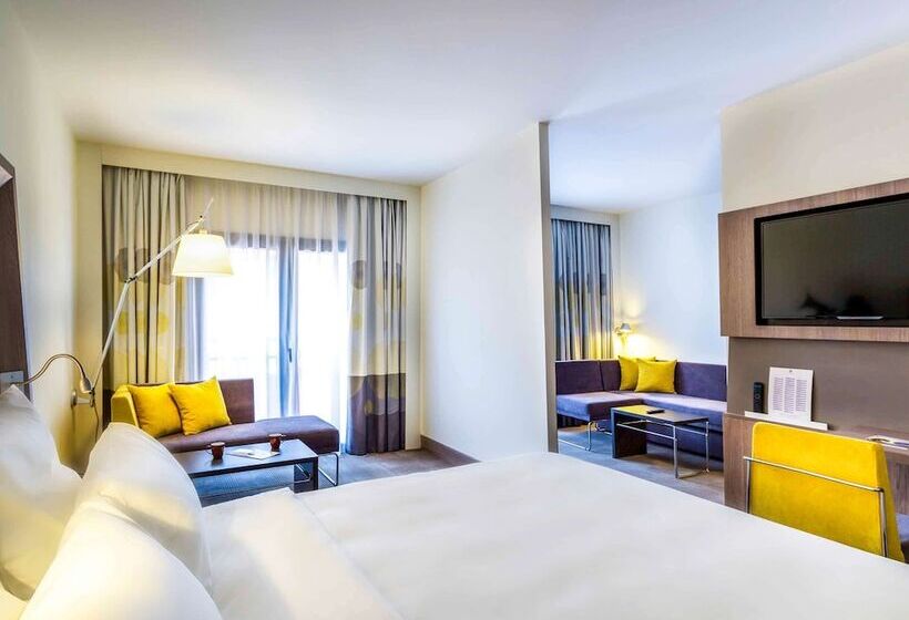Junior Suite, Novotel Istanbul Bosphorus