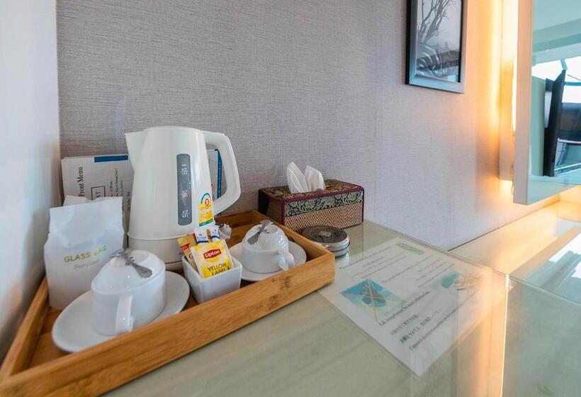 Номер Superior, Serenotel Pattaya