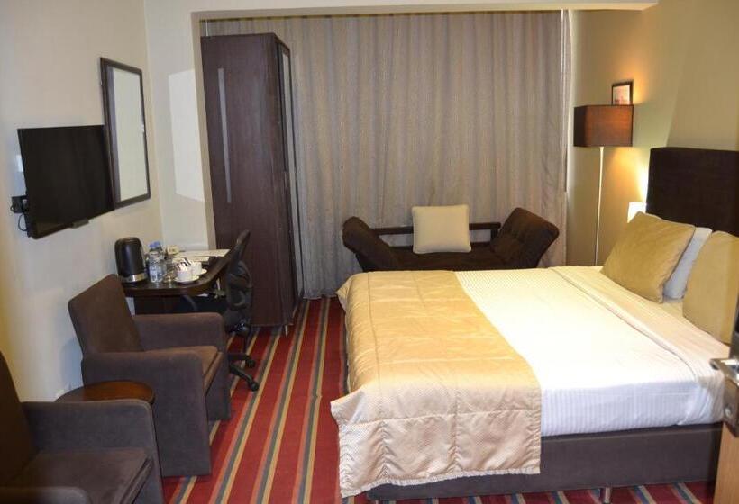 اتاق لوکس, The J Hotel & Spa