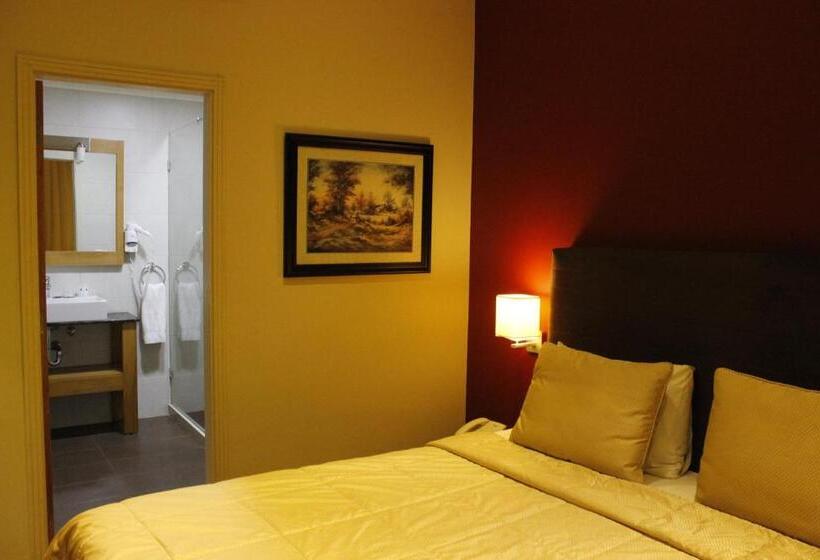 اتاق استاندارد, The J Hotel & Spa