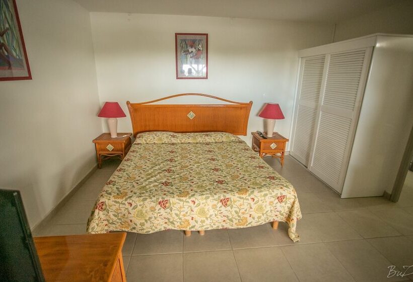 اتاق استاندارد چهار تخته, Village Soleil