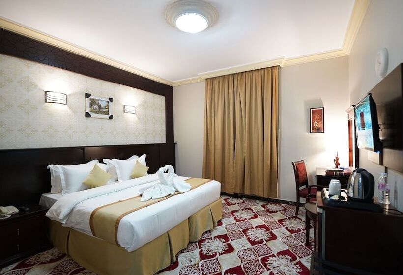 スタンダードトリプルルーム, Al Kiram