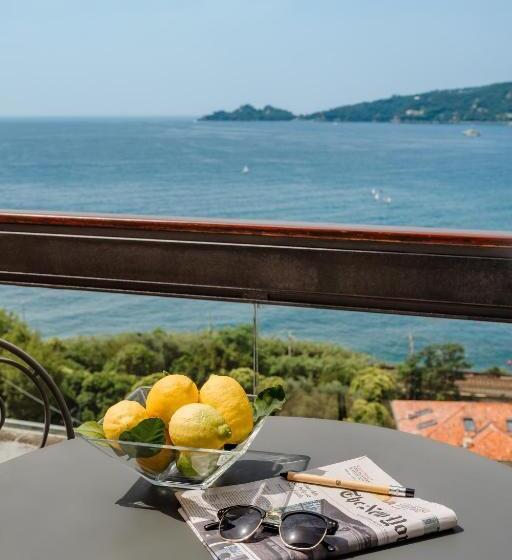 سوییت اجرایی, Grand Hotel Bristol Spa Resort, By R Collection Hotels