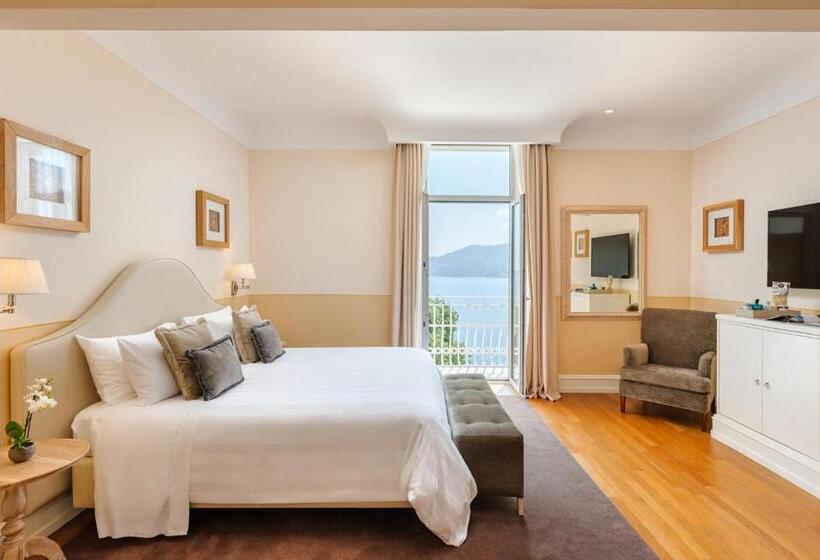 سوییت جونیور با چشم‌انداز دریا, Grand Hotel Bristol Spa Resort, By R Collection Hotels