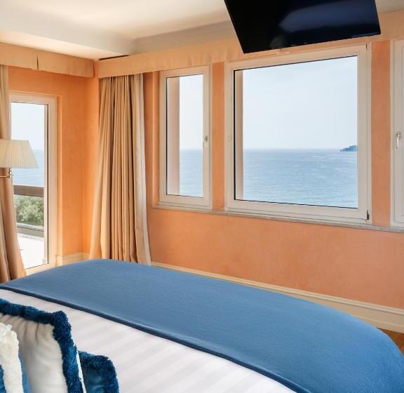 Люкс Повышенной Комфортности, Grand Hotel Bristol Spa Resort, By R Collection Hotels