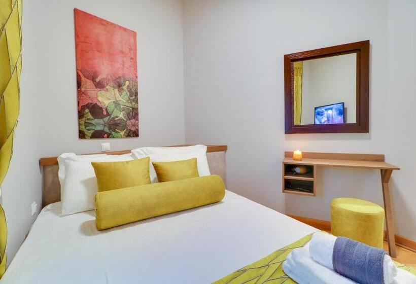 1 Bedroom Superior Apartment