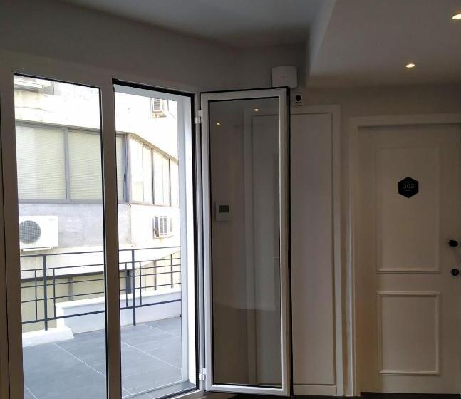 Deluxe Room with Balcony, Athinn Residence