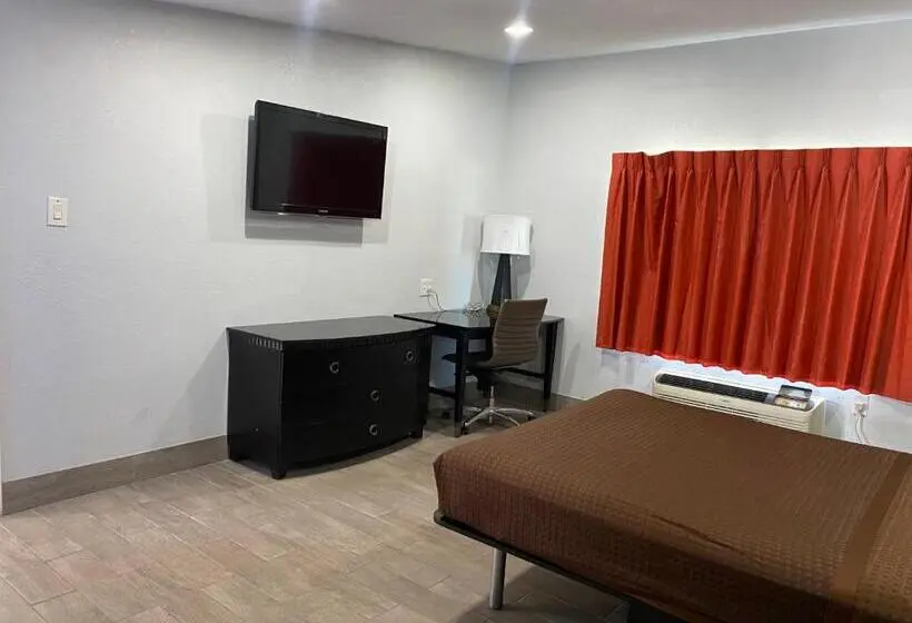 اتاق استاندارد با تخت بزرگ, Executive Inn