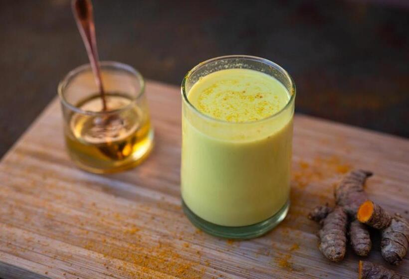 اتاق لوکس چهار تخته, Mama Lova