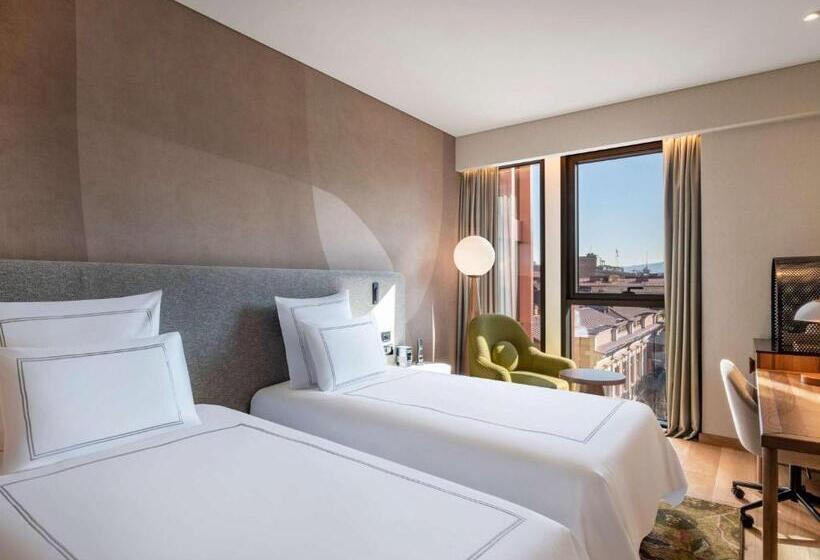 اتاق کلاس بیزنس, Swissôtel Tbilisi