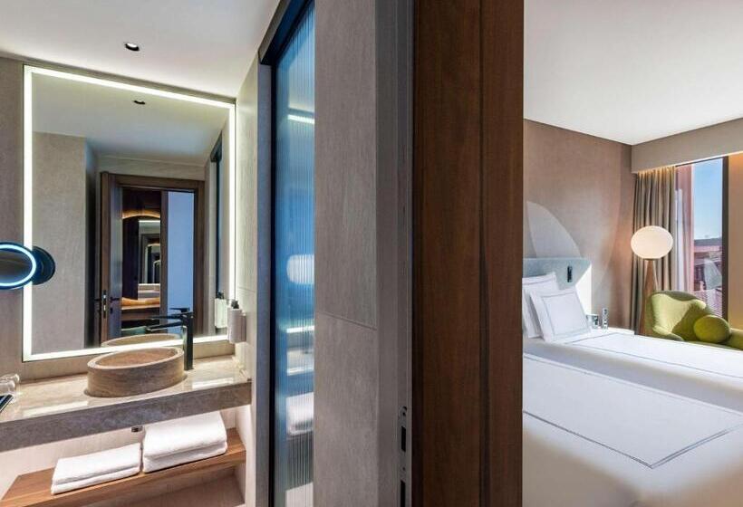 비즈니스룸, Swissôtel Tbilisi