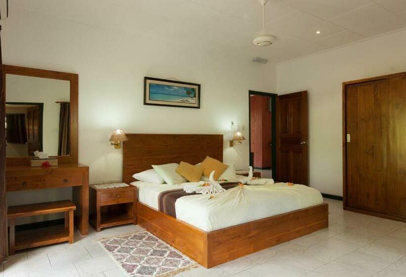 اتاق خانوادگی, Pension Michel