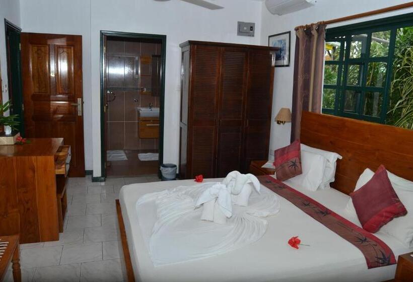 اتاق استاندارد با بالکن, Pension Michel