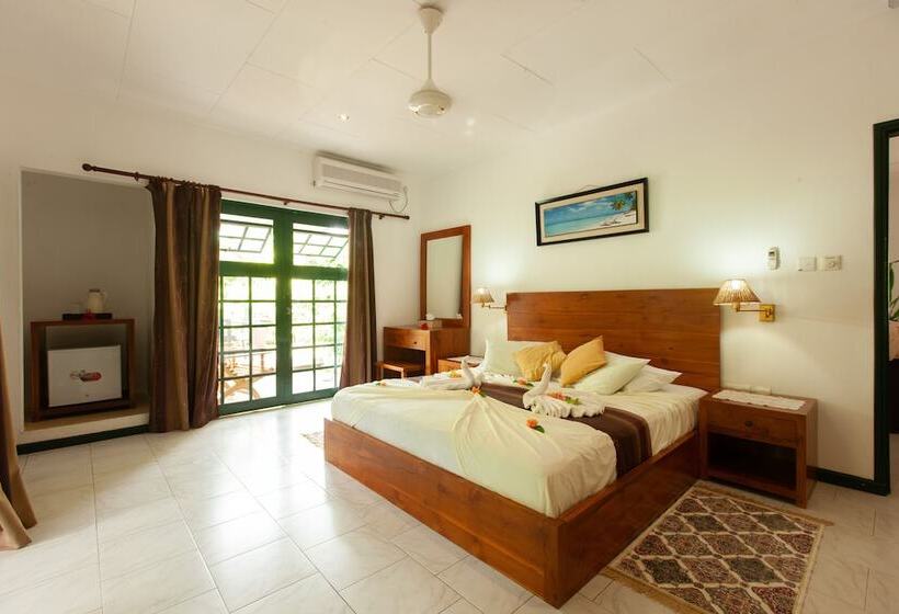 اتاق خانوادگی, Pension Michel