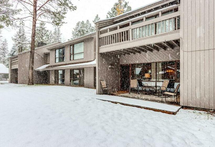 آپارتمان 2 خوابه, 17 Meadow House