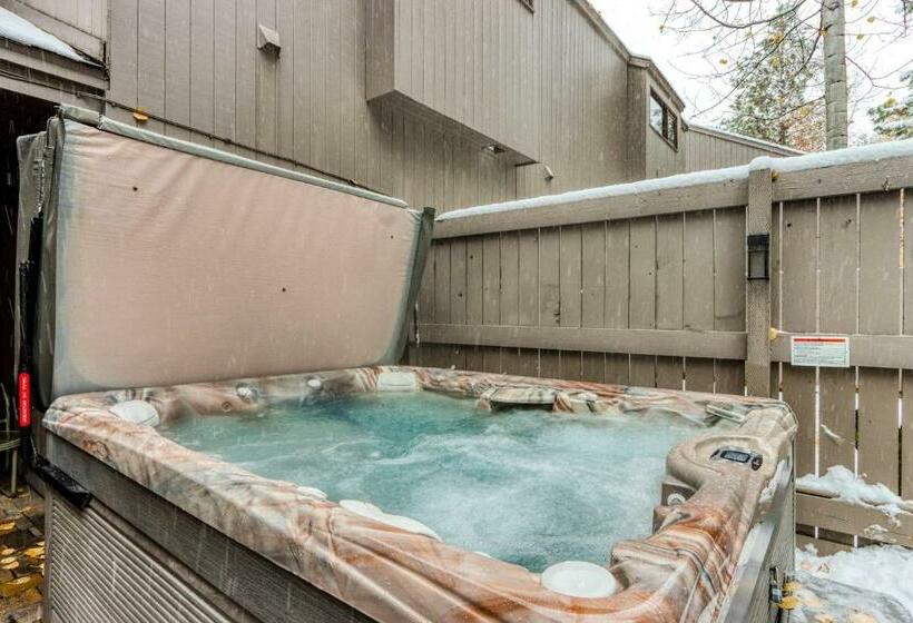 آپارتمان 2 خوابه, 17 Meadow House