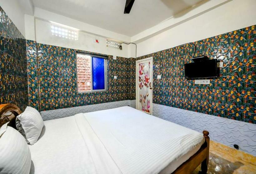 اتاق لوکس, Goroomgo Ray Home Stay Puri