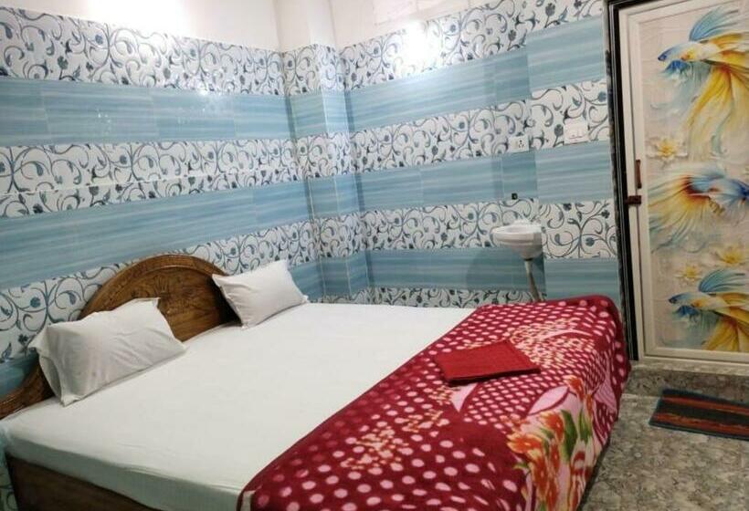 اتاق لوکس, Goroomgo Ray Home Stay Puri