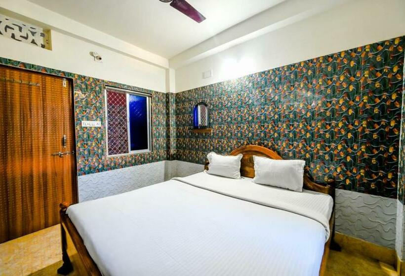 اتاق لوکس, Goroomgo Ray Home Stay Puri