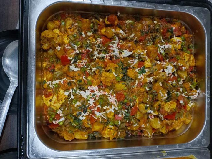 Ekonomik Oda, Noida Express