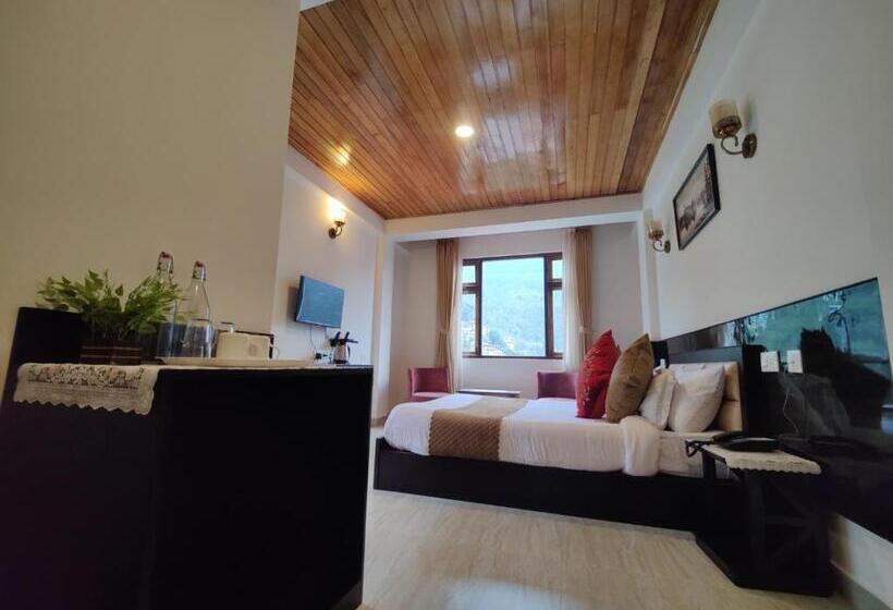 标准间带阳台, Maplewood Hotel & Spa