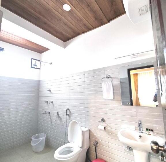 豪华三人间, Maplewood Hotel & Spa