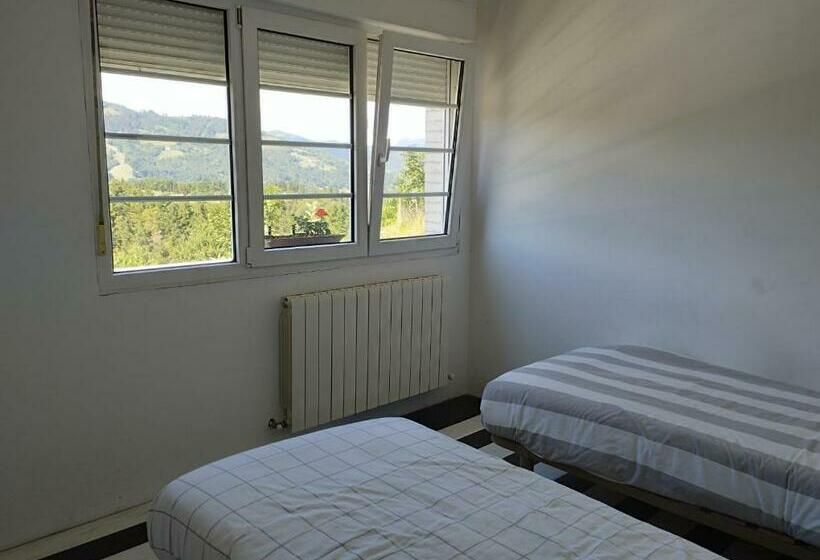 Кровать в Общей Комнате, Alarpe Aterpetxea Bss00035