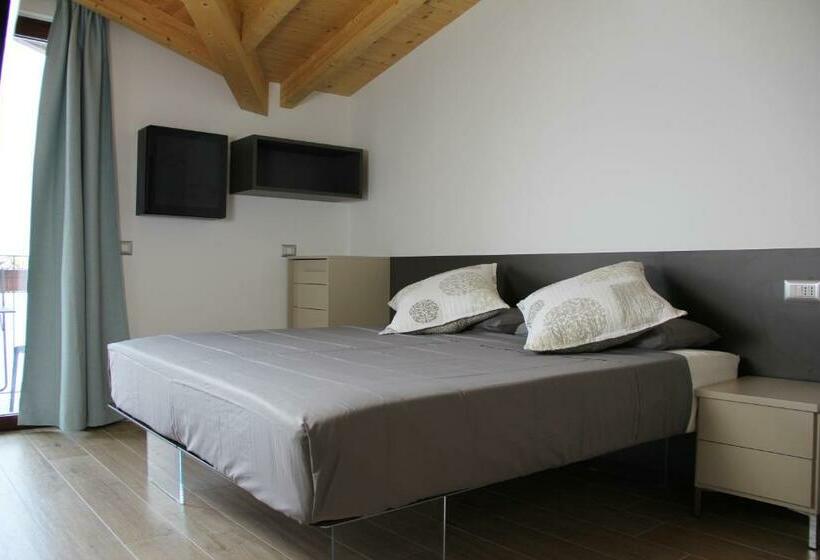 标准间带湖景, Foresteria Lago Di Como