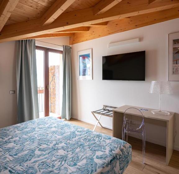 标准间带湖景, Foresteria Lago Di Como