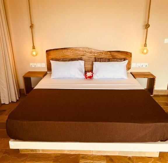 Cameră Deluxe cu Balcon, Tombo House