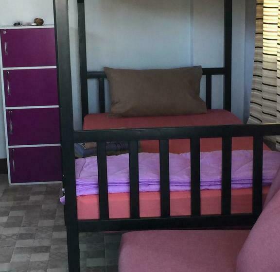 غرفة قياسية رباعية, Chiangmai Hometel