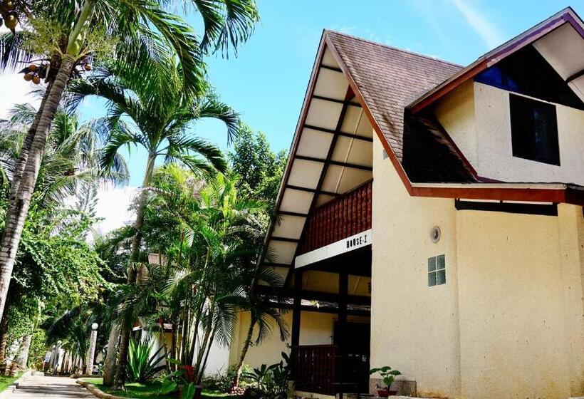 فيلا ديلوكس غرفة نوم, Flower Garden Resort