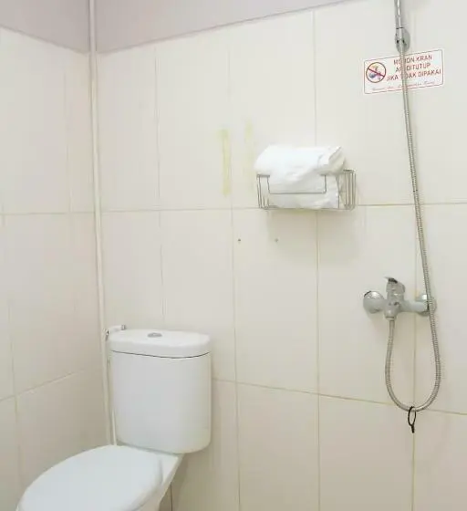 スタンダードルーム, Reddoorz Plus At Pelita Guest House Balikpapan