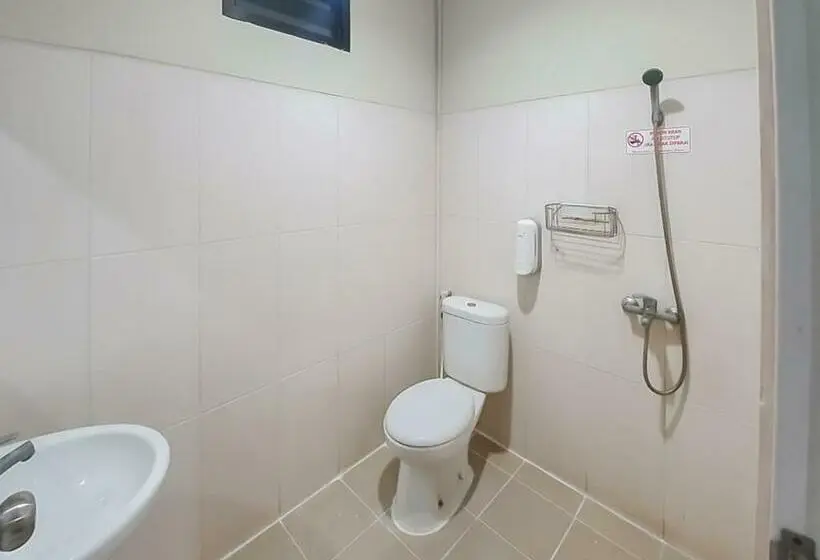 スタンダードルーム, Reddoorz Plus At Pelita Guest House Balikpapan