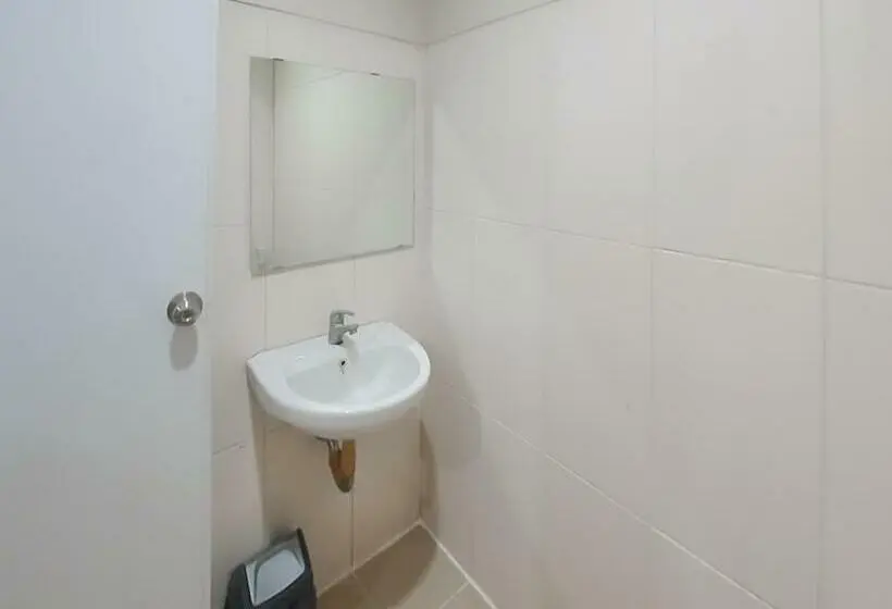 スタンダードシングルルーム, Reddoorz Plus At Pelita Guest House Balikpapan
