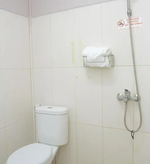 スタンダードシングルルーム, Reddoorz Plus At Pelita Guest House Balikpapan