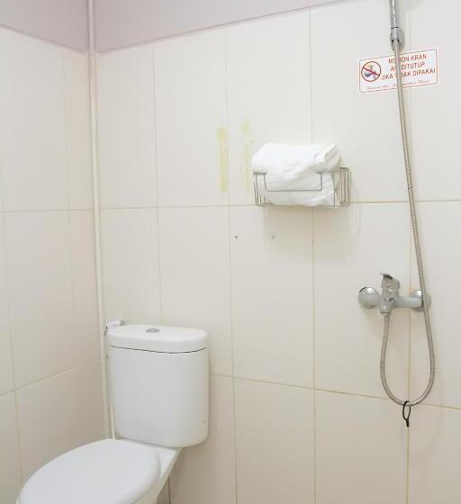 Номер Стандарт Индивидуальный, Reddoorz Plus At Pelita Guest House Balikpapan