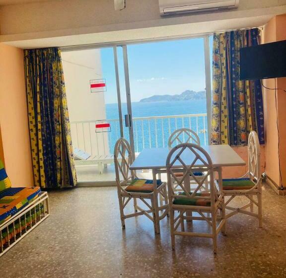 标准间, Suites Omega Torres Gemelas