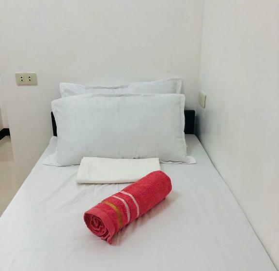 Номер Economy, Lr Hostel And Cafe